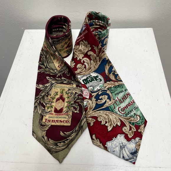 Tabasco Men's Tie with Red and Green Design set of 2 - Picture 1 of 2